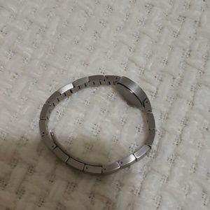 Calvin Klein Accessories - CLAVIN Klein clock Calvin Klein Accessories - CLAVIN Klein clock